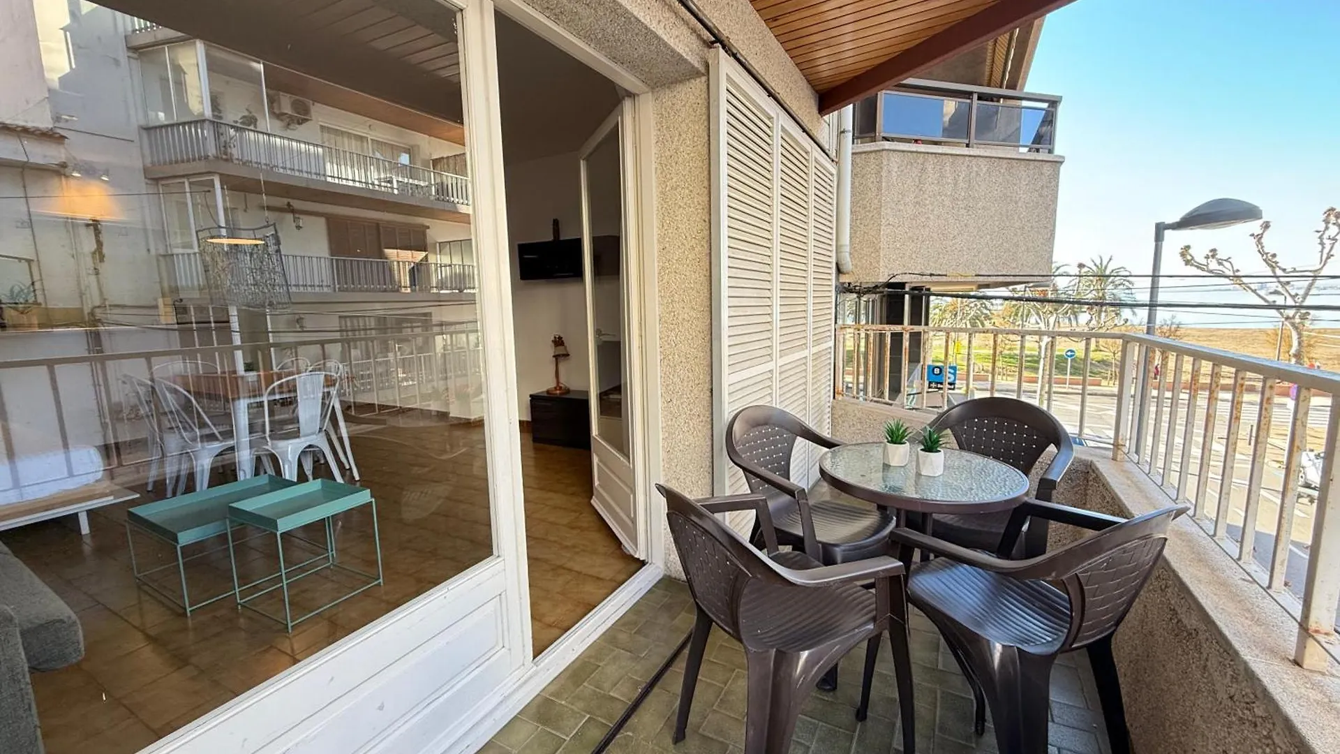 Agi Sant Jordi Apartment Roses 0*,