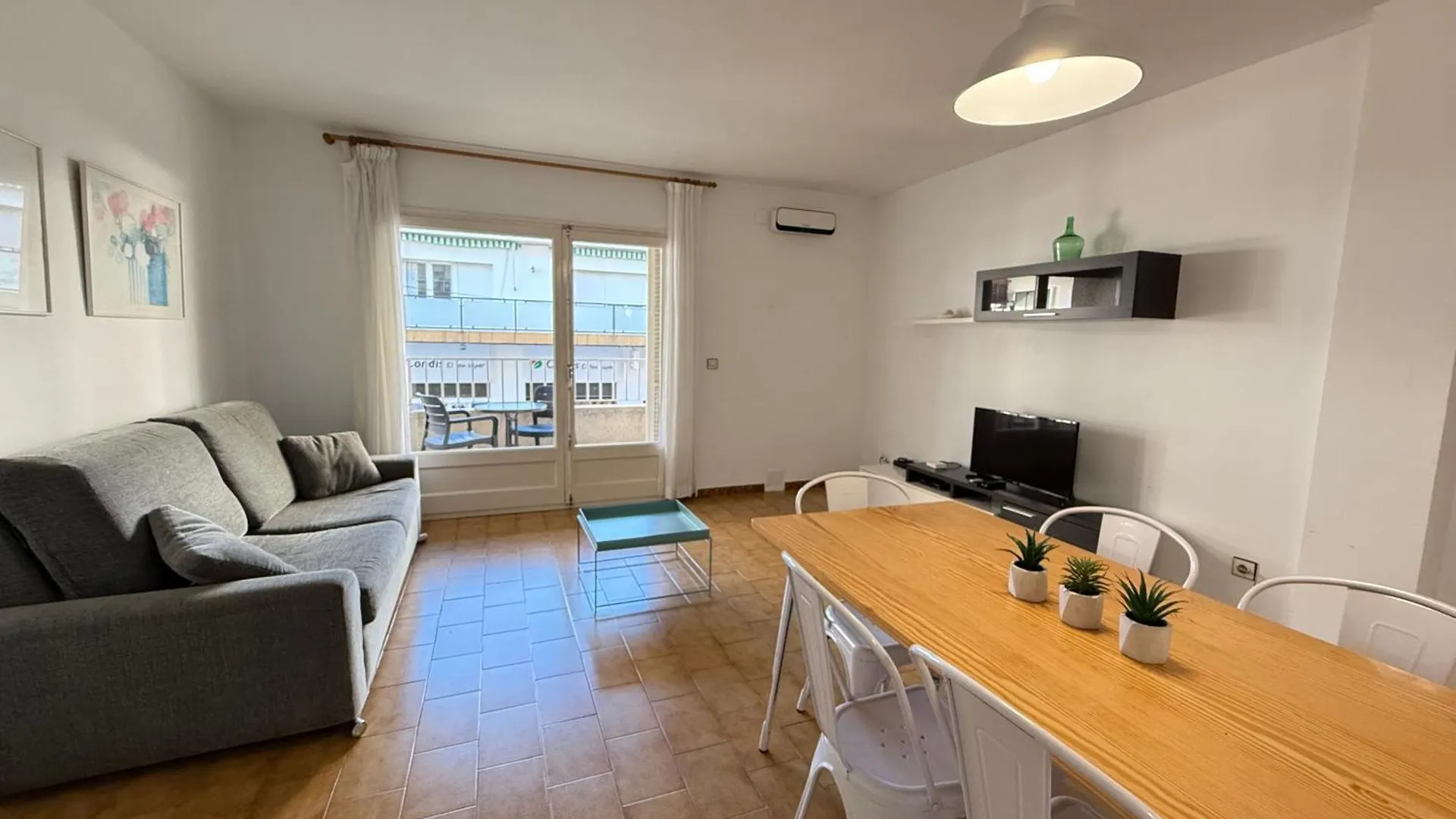 Agi Sant Jordi Apartment Roses Spain