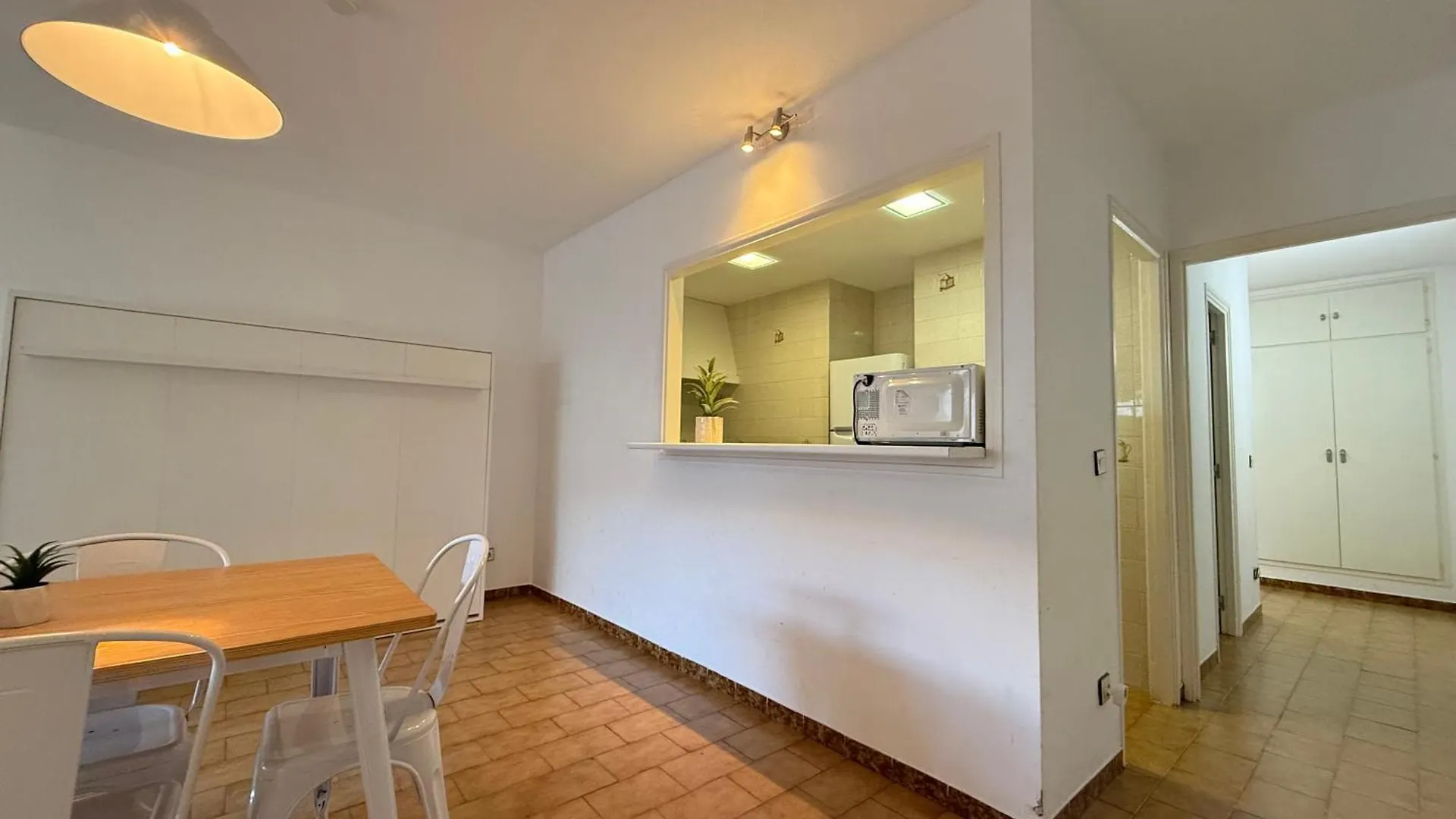 Agi Sant Jordi Apartment Roses